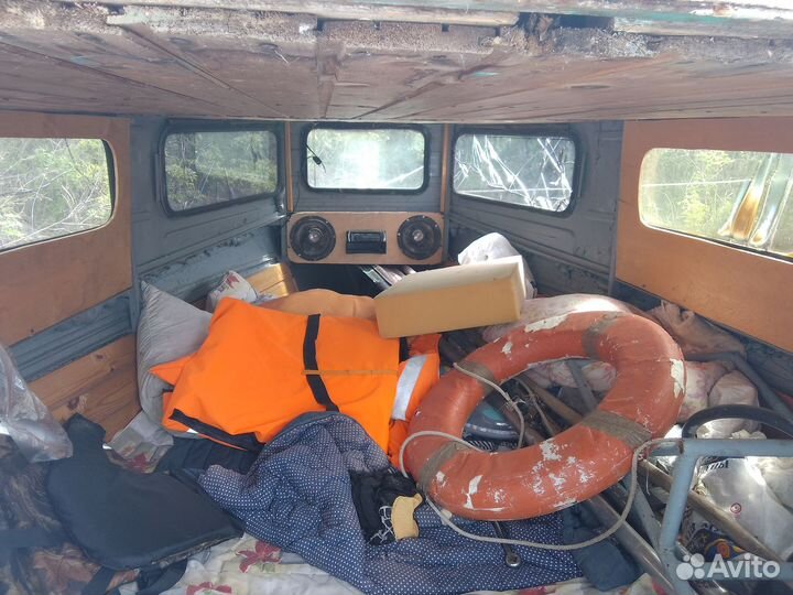 Лодка гулянка