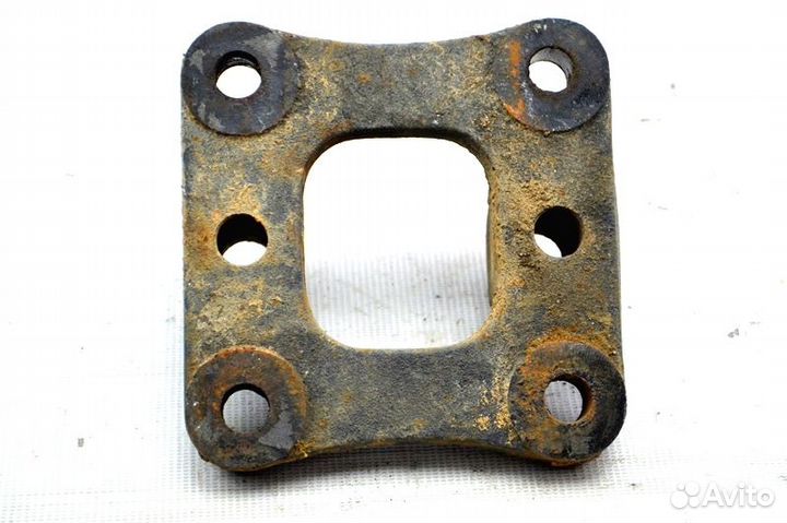 Кронштейн стабилизатора, переднего моста, верхний