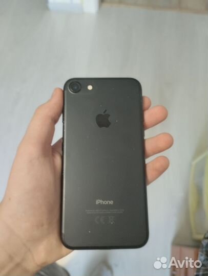 iPhone 7, 32 ГБ