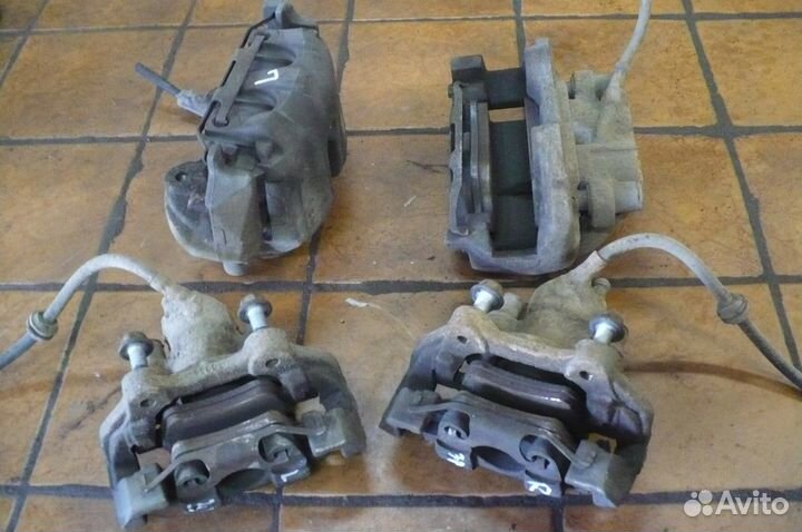 Суппорт тормозной Мерседес ML w164 GL x164 w251