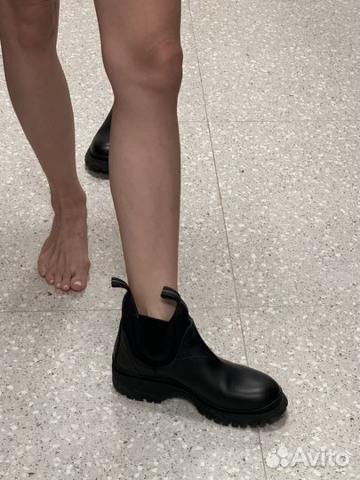 Ботинки prada строго оригинал 37р