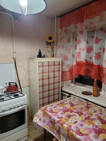 1-к. квартира, 37 м², 1/4 эт.