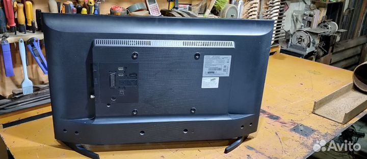 Телевизор samsung