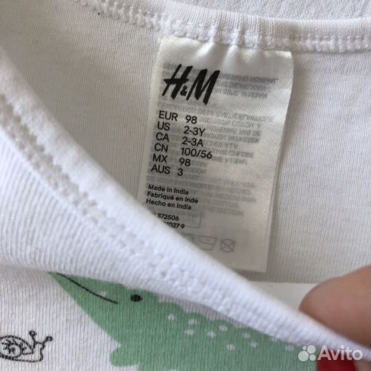 Ветровка, джоггеры, кеды, кроссовки, шорты, майка