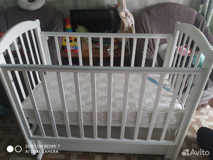 Детская кроватка