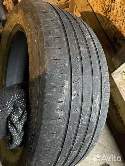 Continental ContiPremiumContact 5 215/55 R17 94W