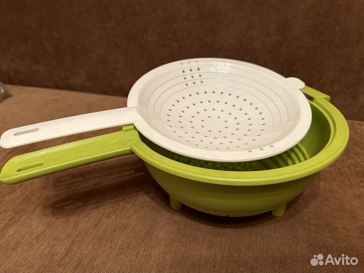 Емкость для смешивания 2 л и дуршлаг Tupperware