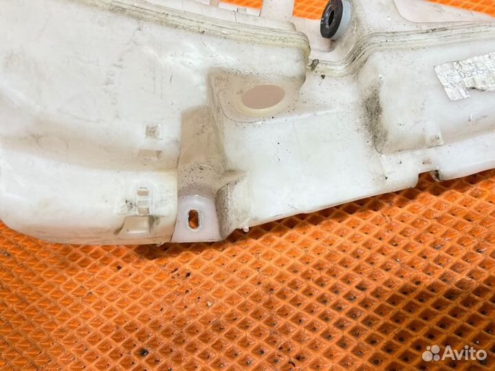 Бачок стеклоомывателя Audi A6 C6 4F ccea 2010
