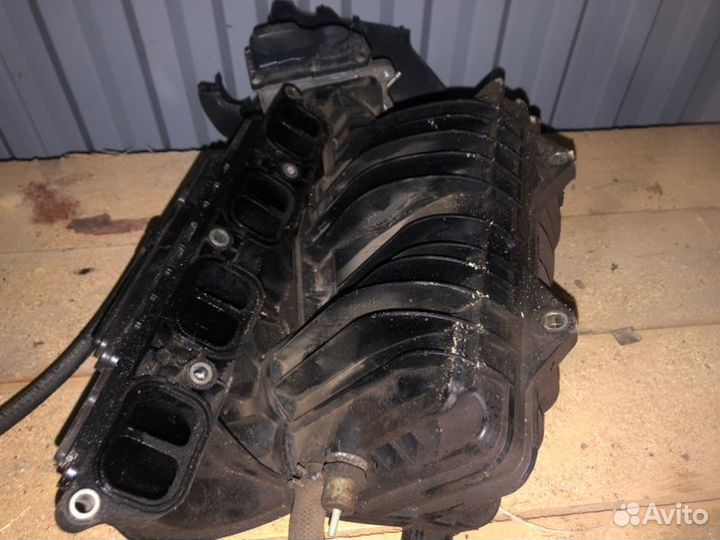 Впускной коллектор Toyota Avensis T250 2.4