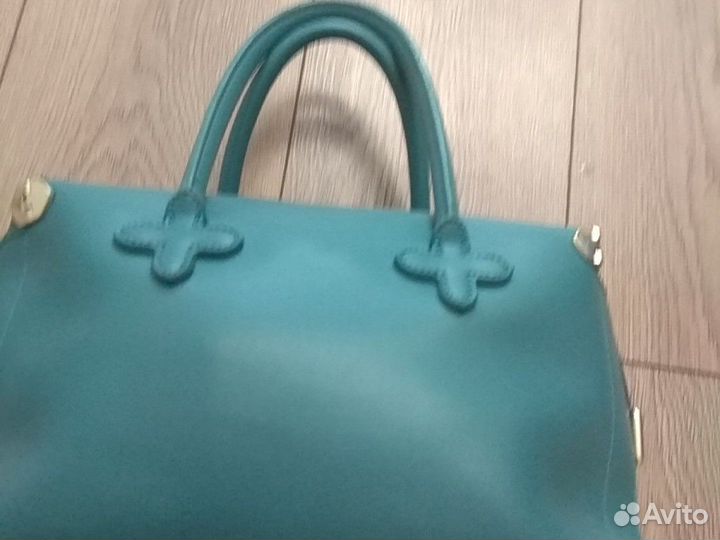 Сумка не откладываю, не бронирую