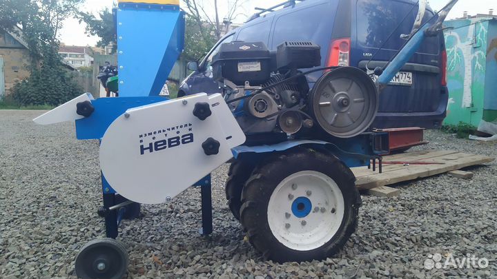 Измельчитель веток садовый