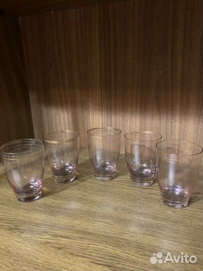 Рюмки,стаканчики,графины,кувшины и т.д