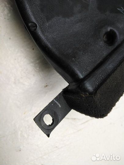 Воздуховод левый Kia Ceed 2007-2012