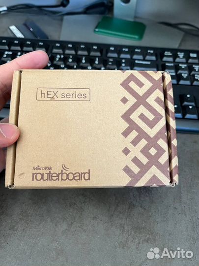 Маршрутизатор mikrotik hex RB750Gr3