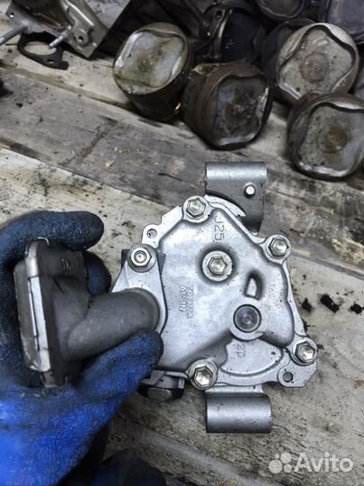 Масленный насос Тойота Авенсис 1az 1zz Toyota