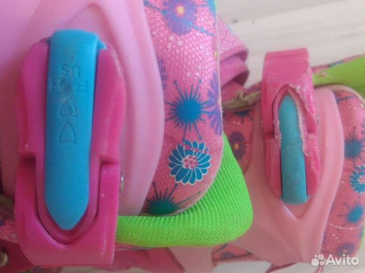 Роликовые коньки