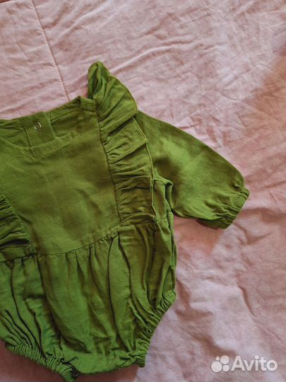 Ромпер, комплект ползунков и распашонок