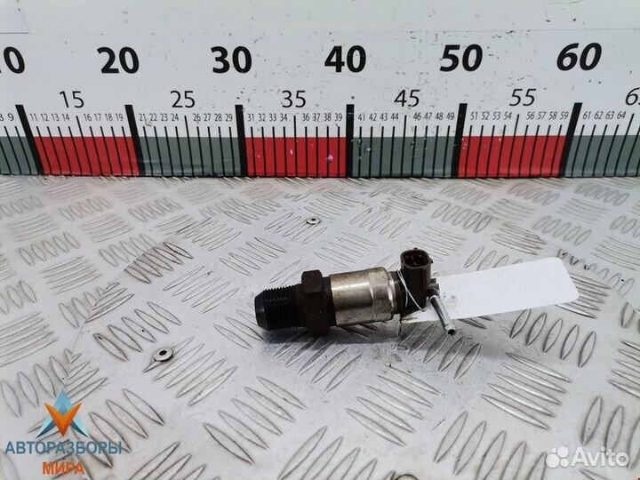 Регулятор давления топлива Toyota Hilux 7 2008