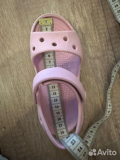 Сандалии для девочки