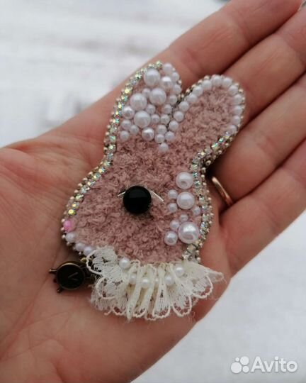 Брошь ручной работы