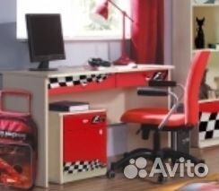 Стол с тумбой Формула 1