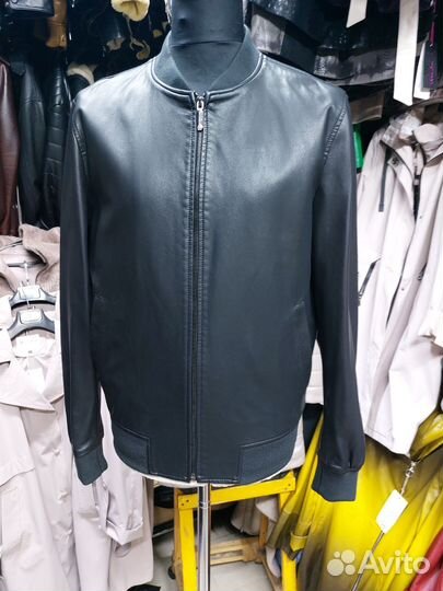 Мужская кожаная куртка Бомбер