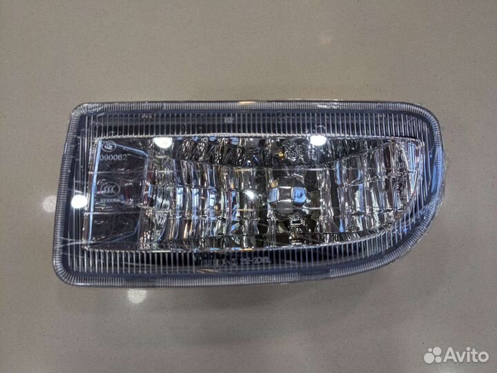 Фара противотуманная левая toyota land cruiser 100
