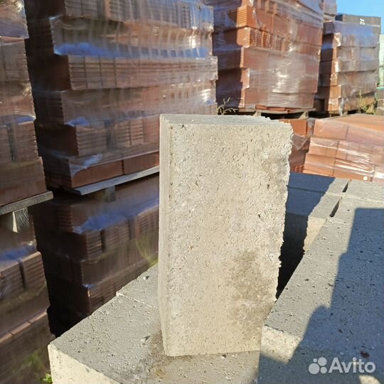 Полнотелые блоки 40*20*20 бетонные