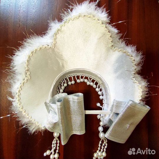 Кокошник для Снегурочки