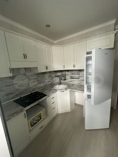 1-к. квартира, 35 м², 13/18 эт.