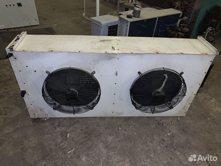 Холодильный агрегат на 300 кубов -18 -20