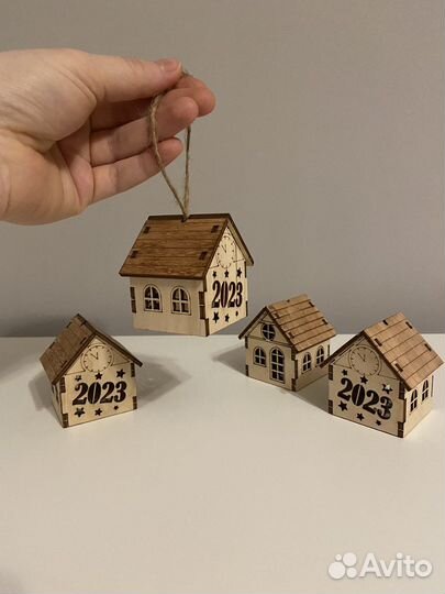 Игрушки на елку из дерева