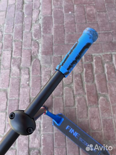 Трюковой самокат Hic синий