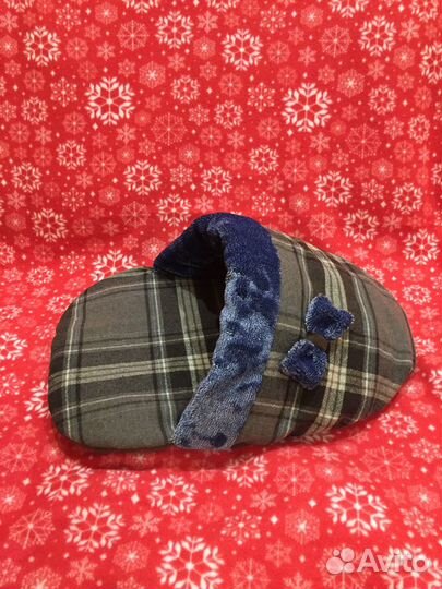 Лежак для собак, кошек в виде тапочка новый