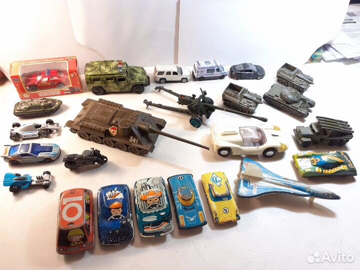 Тягач с ракетой машинка СССР военная техника