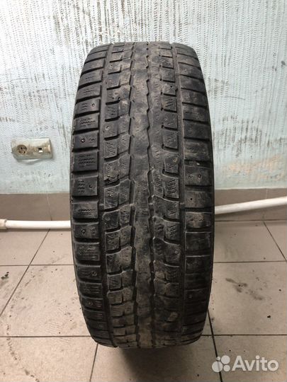 Dunlop SP Winter Ice 01 235/65 R17