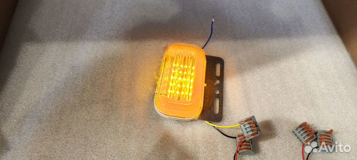 Боковой светодиодный фонарь В-033