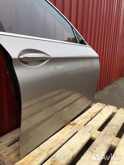 Дверь бмв Ф10 передняя правая bmw f10