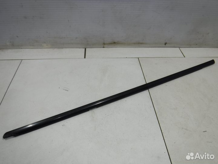 Молдинг стекла задней двери Jaguar S-type