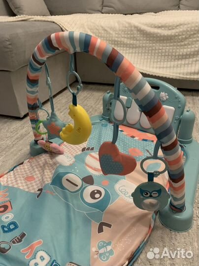 Развивающий коврик с пианино