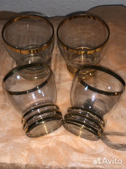Графин и 4стопки.Позолота,стрекло.Отличное состо