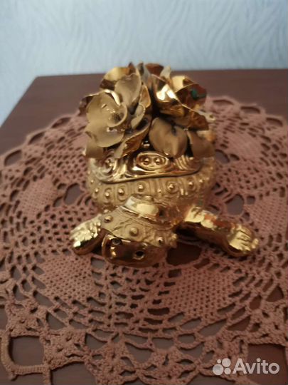 Шкатулка фарфоровая