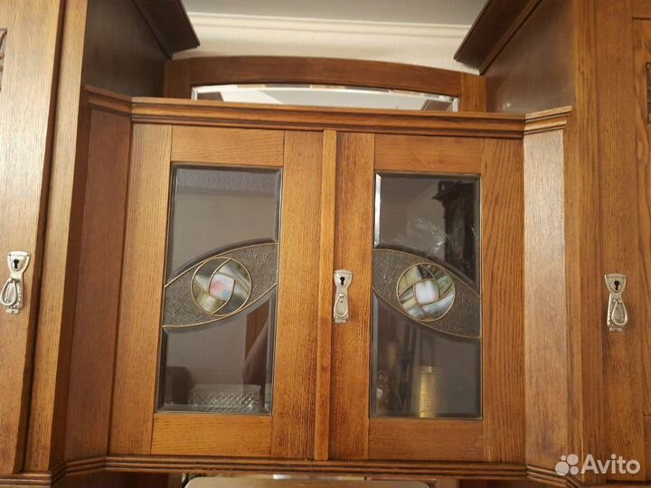 Антикварный буфет