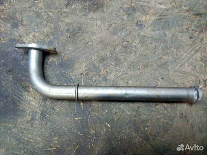 Трубка охлаждающей жидкости Opel Astra J 1.6 2011