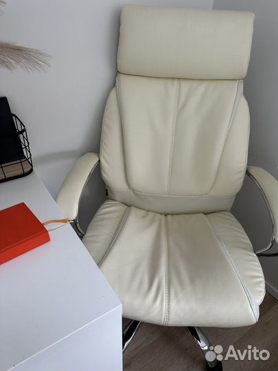 Офисное кресло руководителя бу кожаное