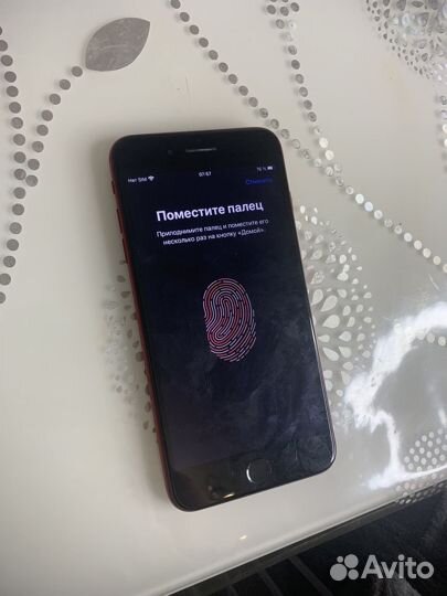 iPhone 8 plus 64gb red