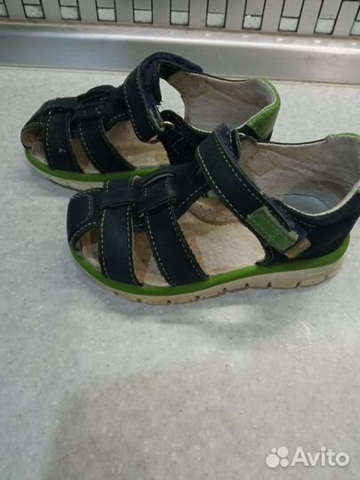 Сандали детские