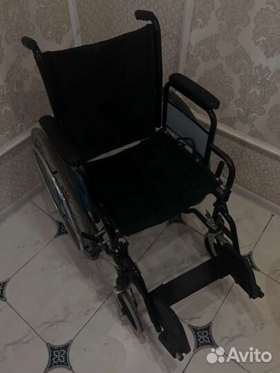 Коляска инвалидная