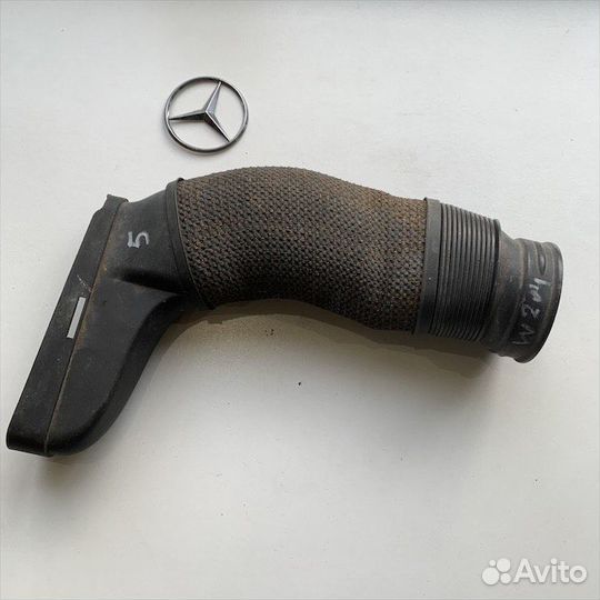 Патрубок воздушного фильтра левый Мерседес