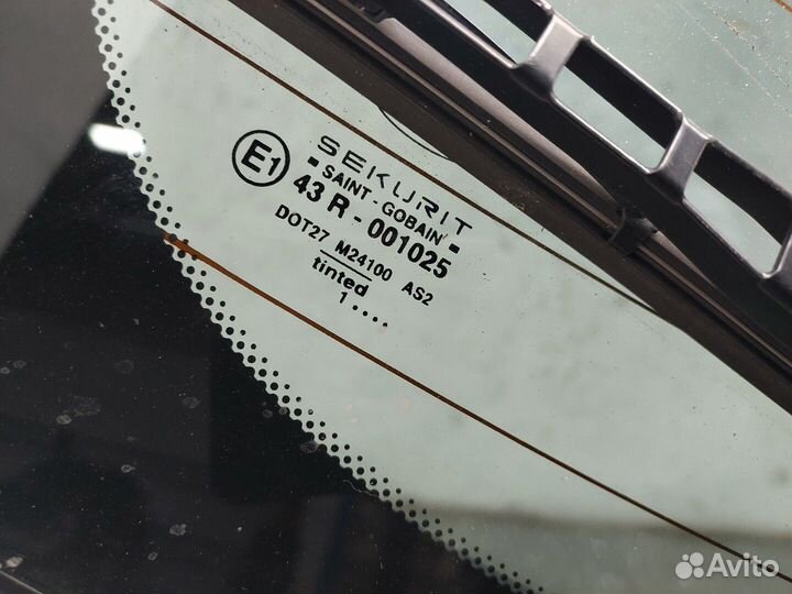 Крышка багажника Ford Mondeo 3, 2001